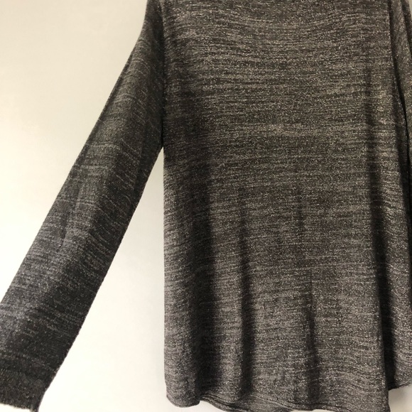 PREMISE STUDIO Silver Gray Long Sleeve Top - Picture 8 of 8